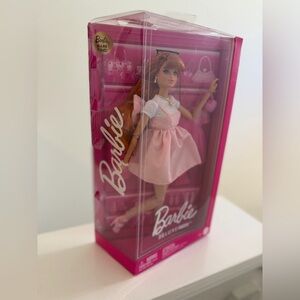 New Barbie Deluxe Fashion™ - Rare Find